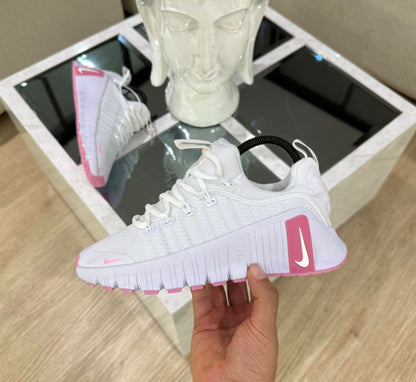 NIKE FREE METCON 6 BLANCO/ROSADO