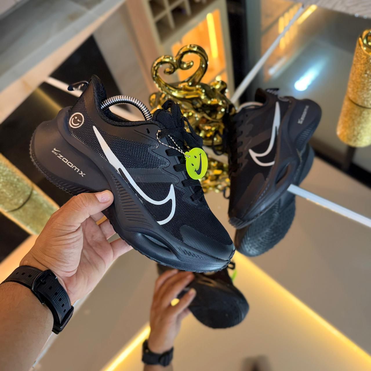 NIKE ZOOM CARITA NEGRO