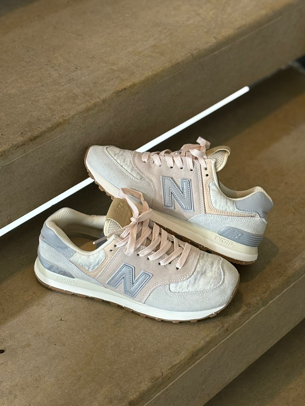 NEW BALANCE 574