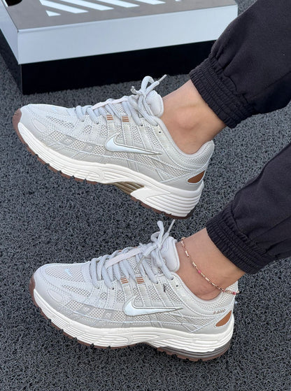 NIKE P6000 BEIGE