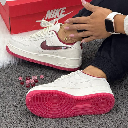 NIKE AF1 AIR FORCE 1 ONE