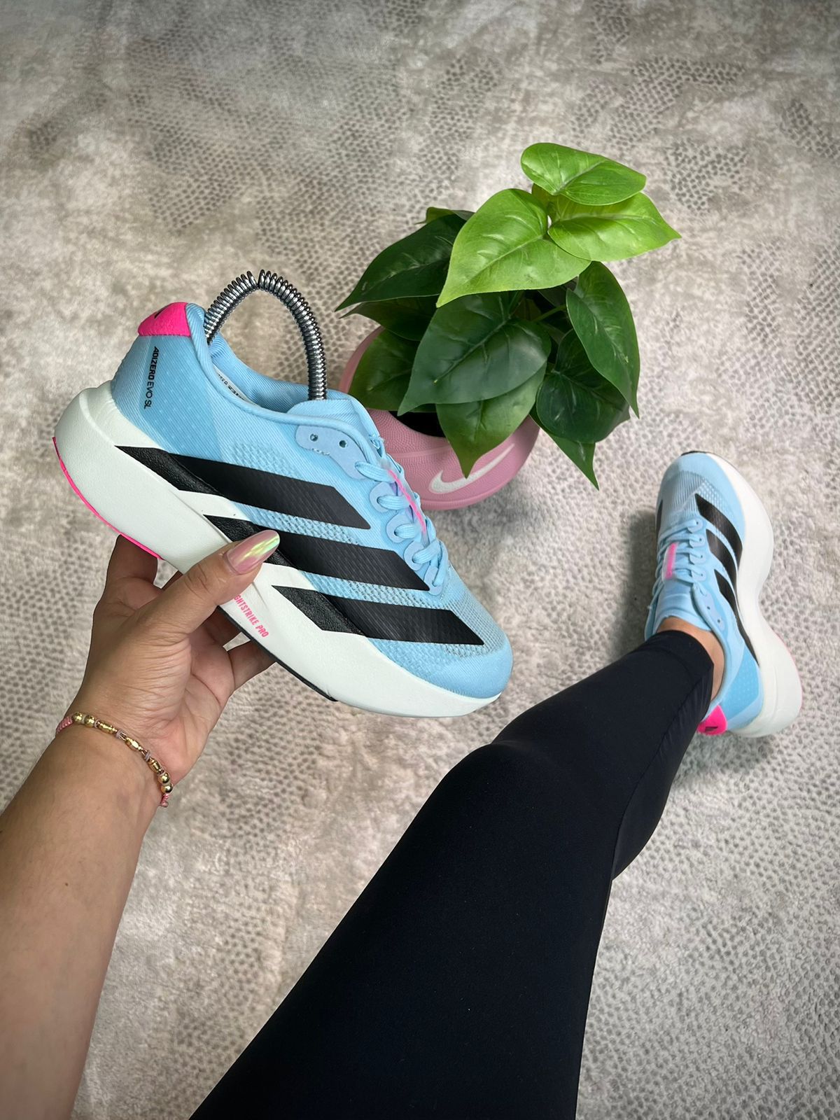 ADIDAS ADIZERO EVO SL