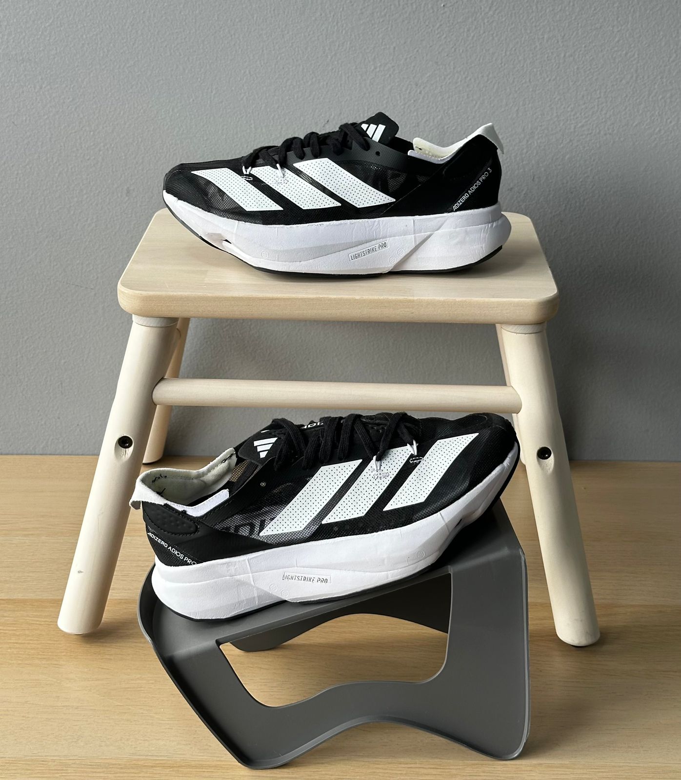 ADIZERO ADIOS PRO 3 NEGRO BLANCO