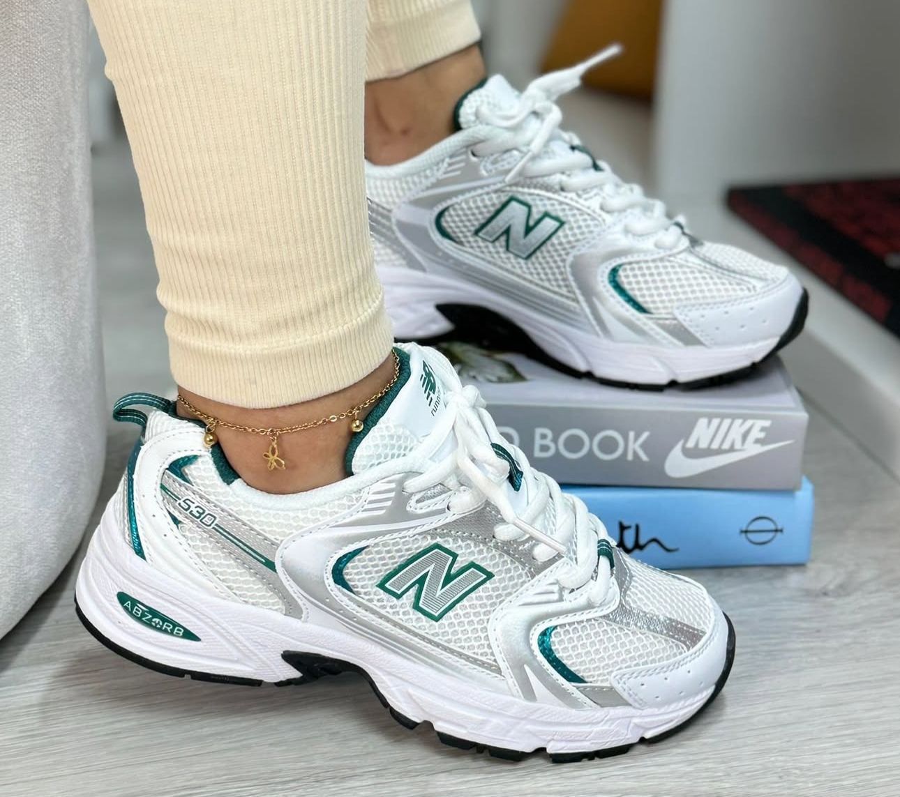 NEW BALANCE 530 BLANCO VERDE