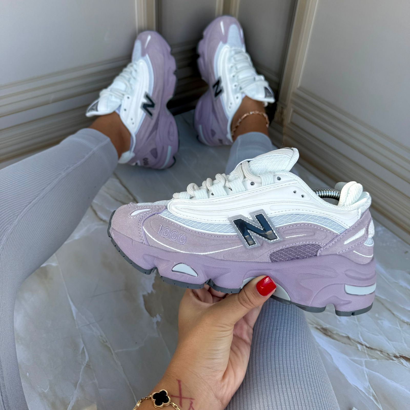 NEW BALANCE 1000 LILA/BLANCO