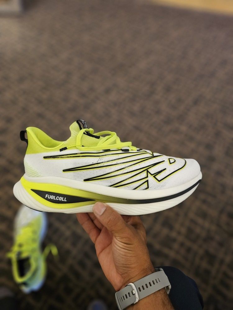 NEW BALANCE FUELCELL BLANCO VERDE
