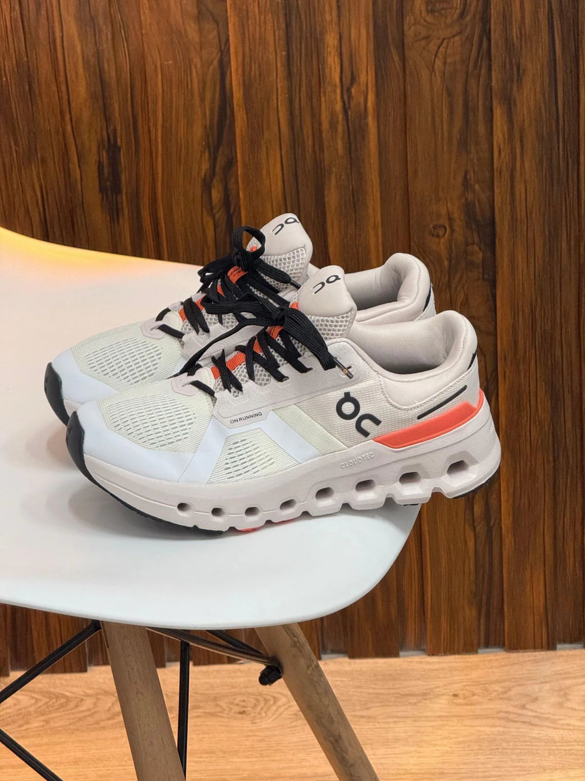ON RUNNING CLOUDRUNNER 2 / PALO ROSA BLANCO NARANJA