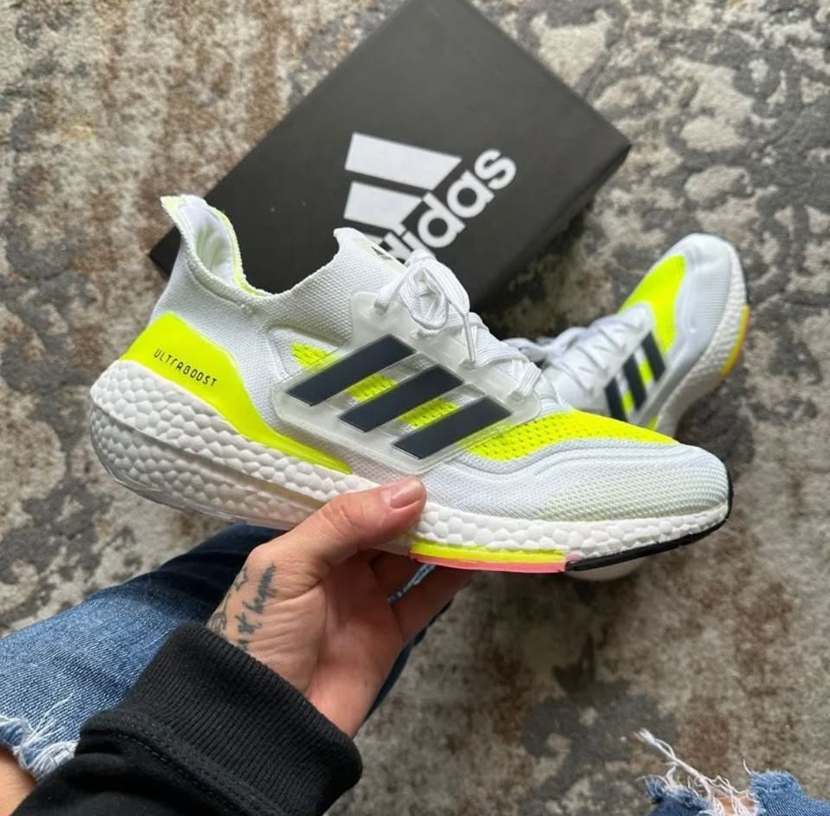 ADIDAS ULTRABOOST 21 BLANCO VERDE
