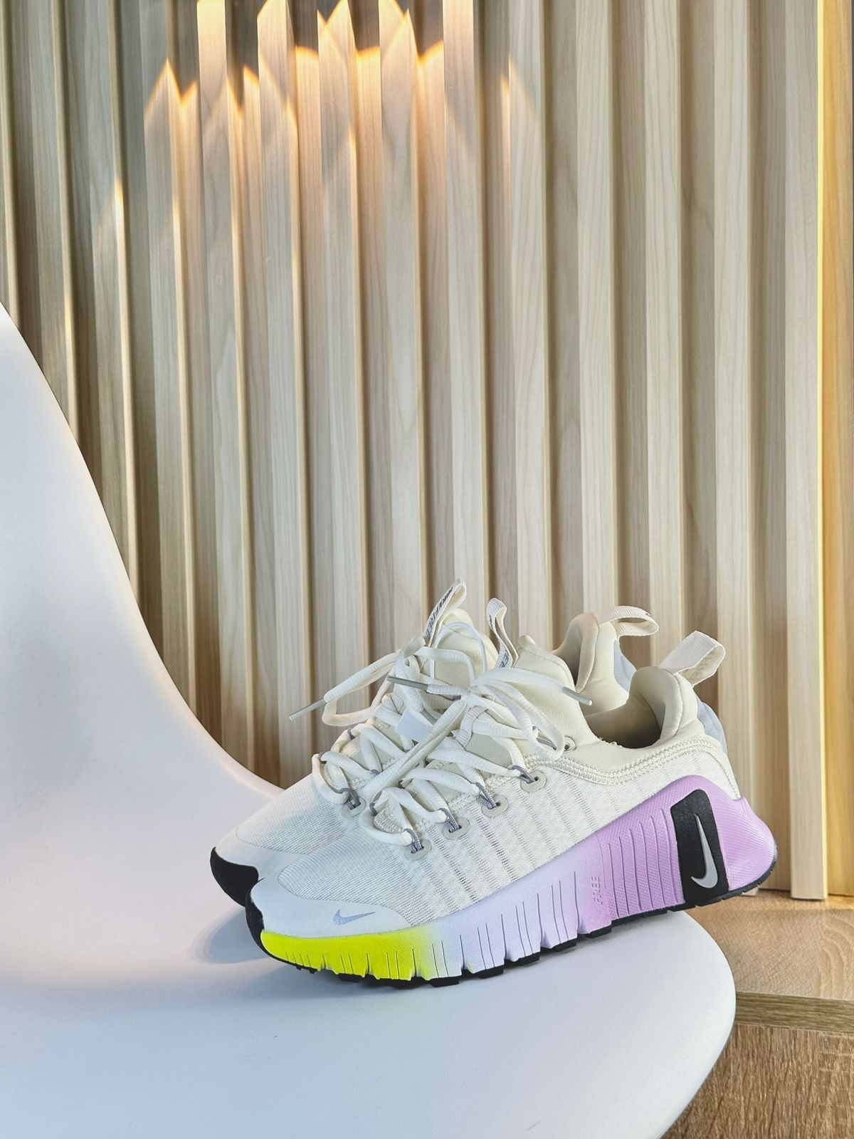 NIKE FREE METCON 6 BLANCO / MORADO