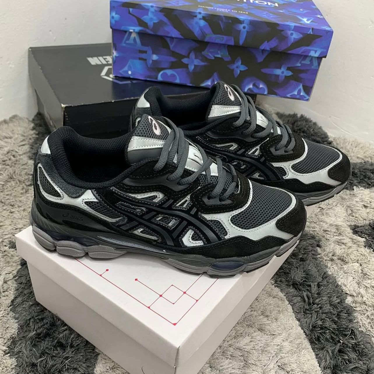 ASICS GEL NYC NEGRO GRIS