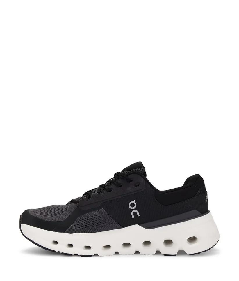 ON RUNNING CLOUDRUNNER 2 NEGRO BLANCO