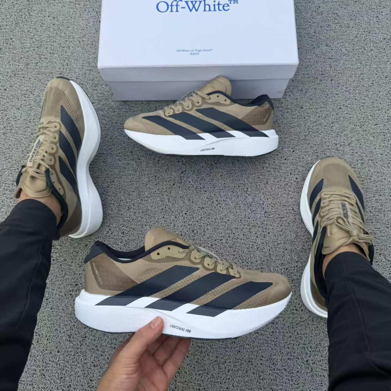 ADIDAS ADIZERO EVO SL