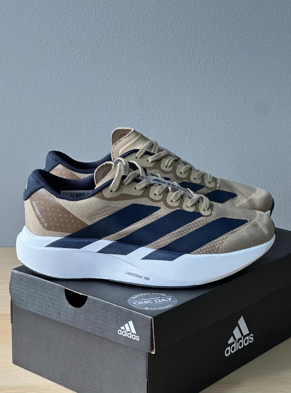ADIDAS ADIZERO EVO SL