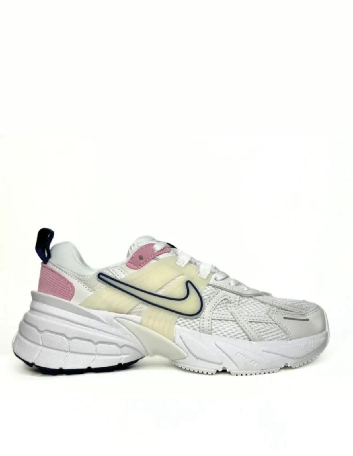 NIKE V2K RUN BLANCO / ROSADO