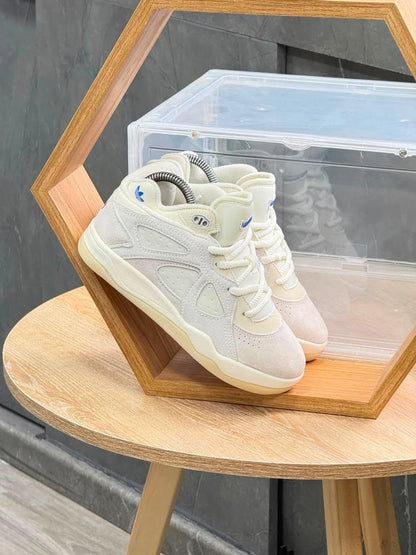 ADIDAS 1.0 BAD BUNNY RESILIENCE
