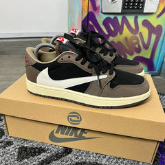 JORDAN RETRO 1 LOW TRAVIS SCOTT