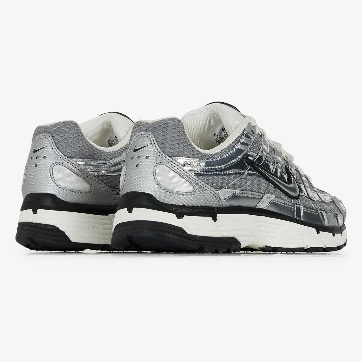 NIKE P6000 PLATEADO