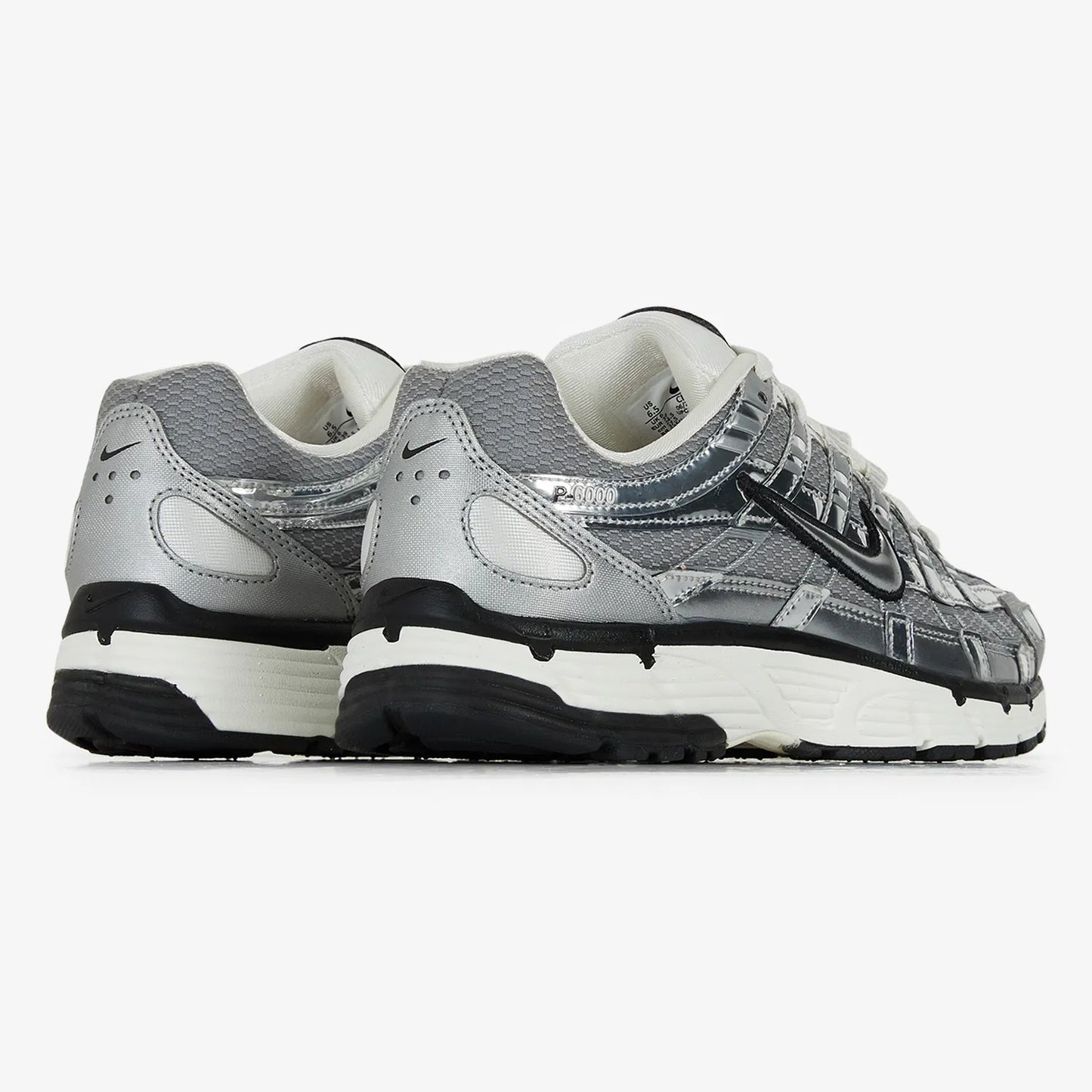 NIKE P6000 PLATEADO