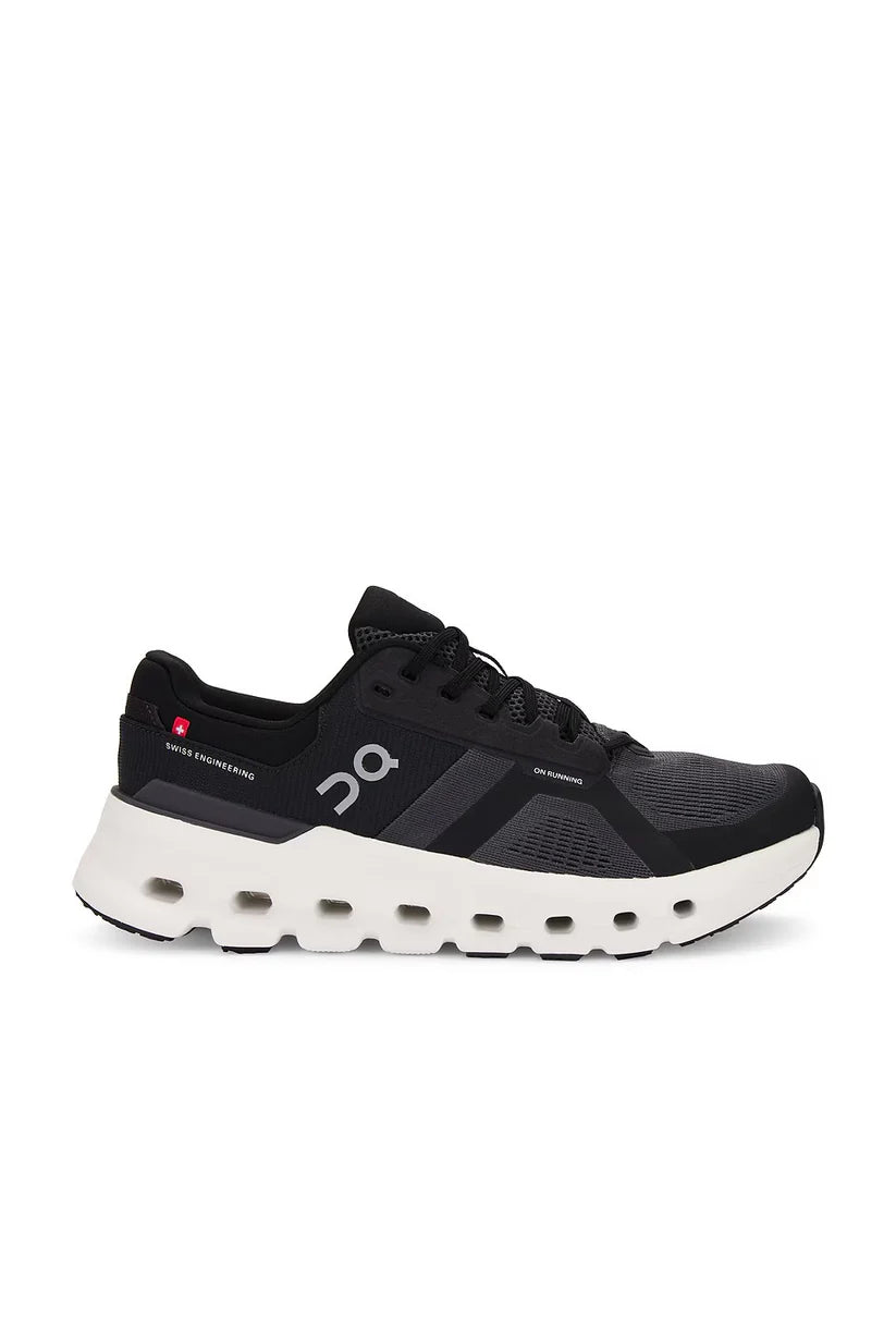 ON RUNNING CLOUDRUNNER 2 NEGRO BLANCO