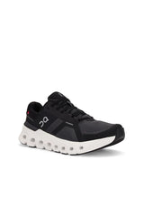 ON RUNNING CLOUDRUNNER 2 NEGRO BLANCO